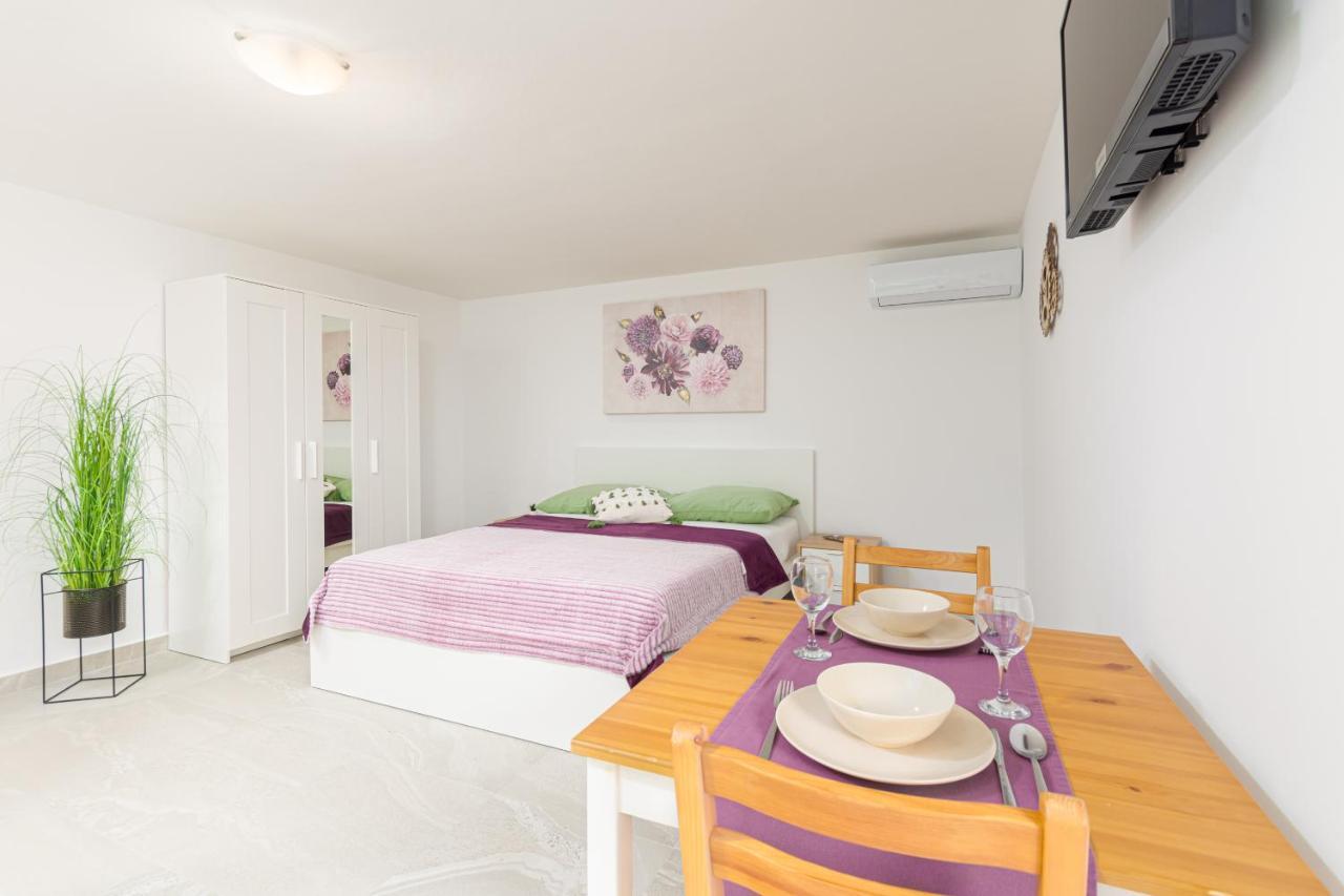 Studio Apartment Mali Medulin Exterior foto